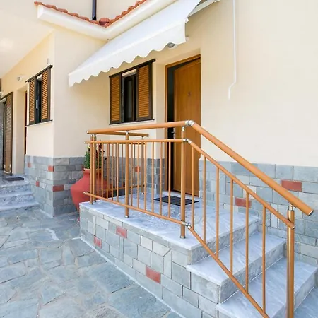 Thassos Koinira